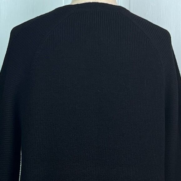 V-Neck Sweater Merino Wool Blend ATHLETA Hanover Refined Relaxed Fit Black Sz XS - Picture 7 of 14